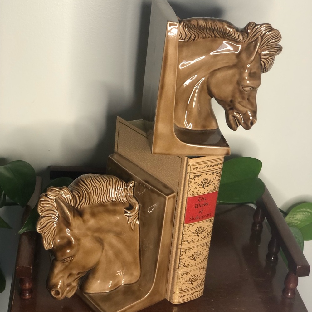 1978 Signed Vinci G Glazed Ceramic Horse Bookends Retro Equestrian Decor